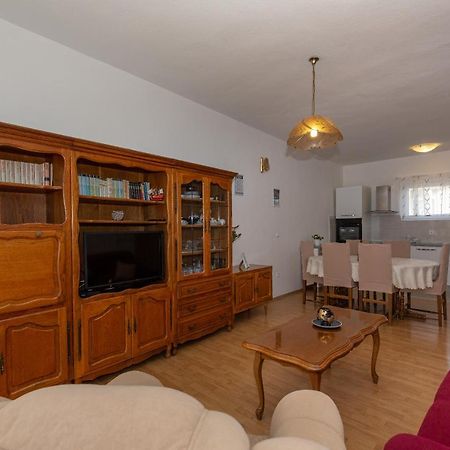 Apartments Tolic Биоград-на-Мору Экстерьер фото